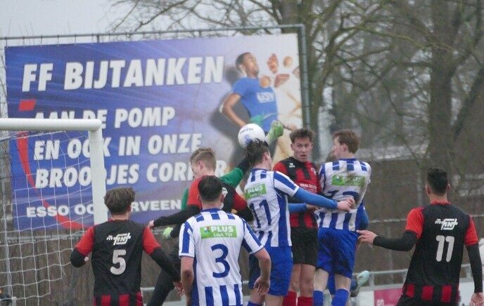 USV komt tekort tegen koploper FC Ter Apel’96 - Foto: Ingezonden foto