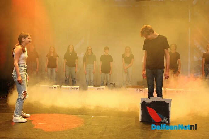 Jongeren maken indringende 4 mei-voorstelling - Foto: Ingezonden foto