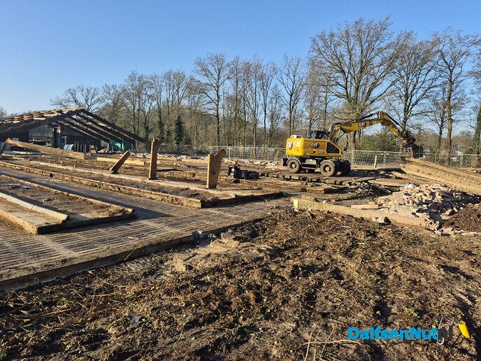 Stal Koekoeksteeg bijna weg en goed nieuws - Foto: Ingezonden foto