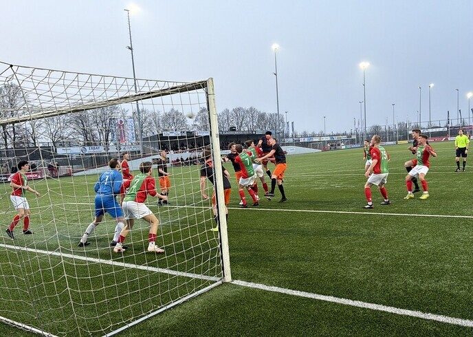 S.V. Nieuwleusen krijgt te weinig in Haaksbergen - Foto: Ingezonden foto