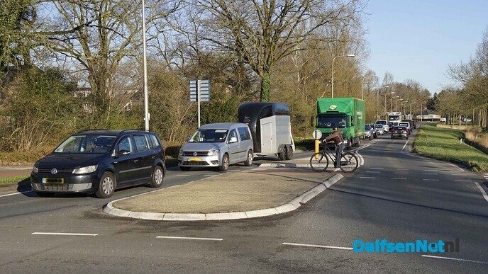 Maak oversteek Koesteeg/Rondweg veiliger - Foto: Paul Scholten
