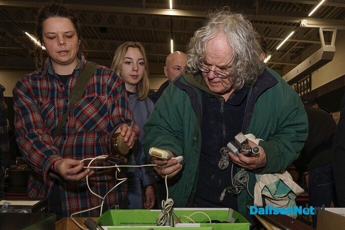 Veel bezoekers voor de Vintage & Techniekbeurs in De Spil - Foto: Paul Scholten