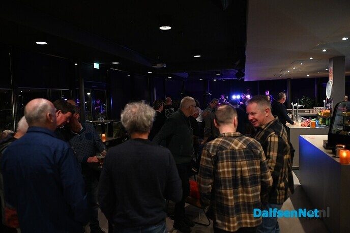 Swingende lenteRock in het Pluscafé - Foto: Johan Bokma