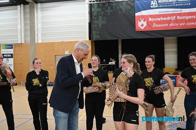 Handbalsters SV Dalfsen promoveren naar eerste divisie - Foto: Johan Bokma