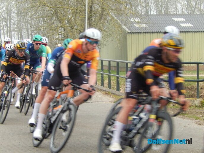 De Ster van Zwolle passeerde de gemeentegrens met Dalfsen - Foto: Willy