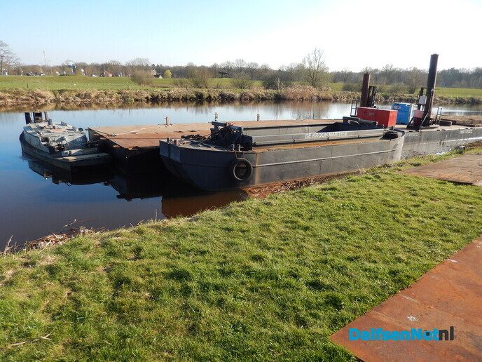 Werk aan de kade, Vecht of haven - Foto: Willy