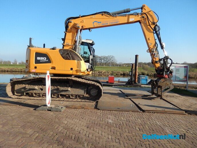 Werk aan de kade, Vecht of haven - Foto: Willy