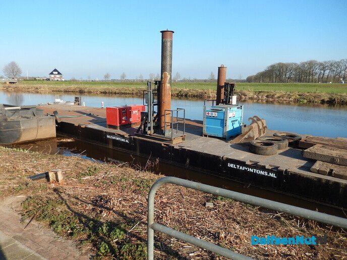 Werk aan de kade, Vecht of haven - Foto: Willy