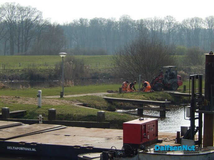 o.a. Baggeren van de haven en meer - Foto: Willy