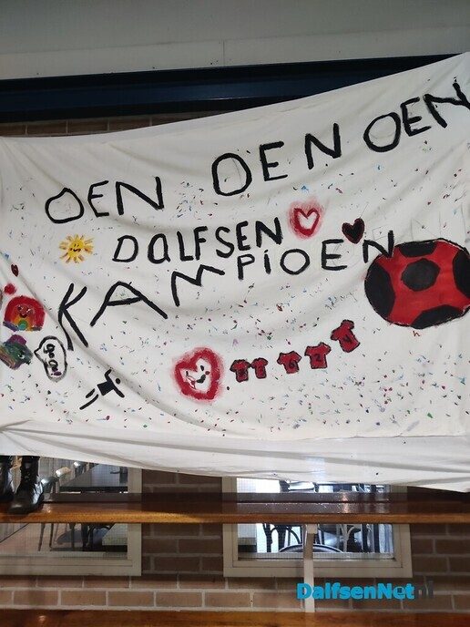 Waardig afscheid coaches kampioen s.v Dalfsen - Foto: Ingezonden foto