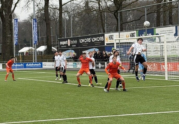 S.V. Nieuwleusen pakt punt bij hekkensluiter Sparta Enschede - Foto: Ingezonden foto