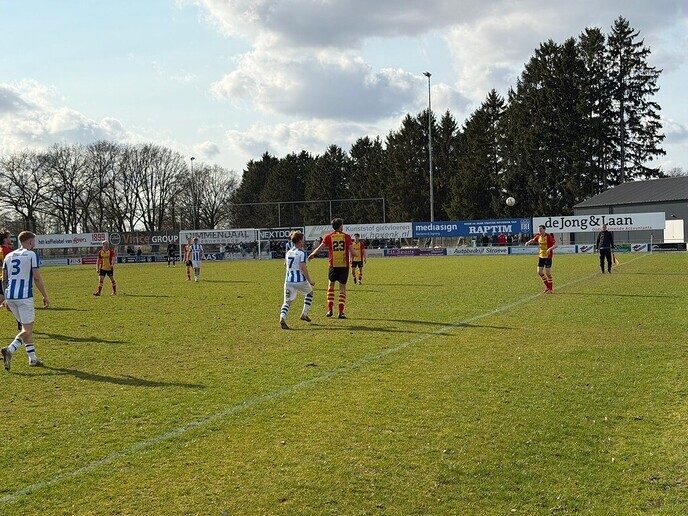 SV Dalfsen strijdend ten onder bij Raptim Coevorden - Foto: Ingezonden foto