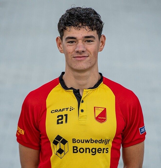 SV Dalfsen houdt lang stand tegen koploper DSVD - Foto: Ingezonden foto
