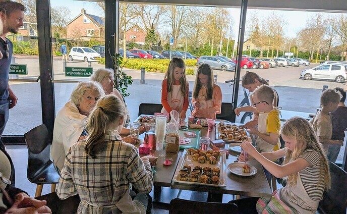 Geweldige dag: tijdens “Heel Dalfsen bakt” in de Trefkoele!