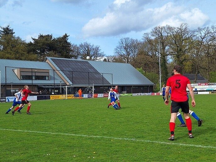 Zegereeks Hoonhorst ten einde na nederlaag tegen Voorst - Foto: Ingezonden foto