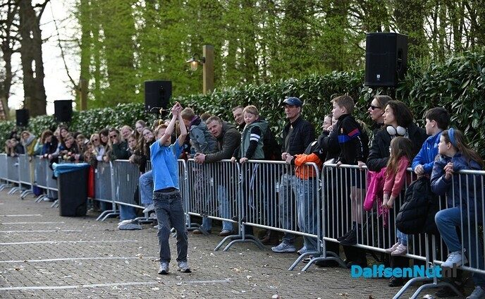 Eiergooien bij Partycentrum ’t Witte Peerd in Nieuwleusen - Foto: Johan Bokma