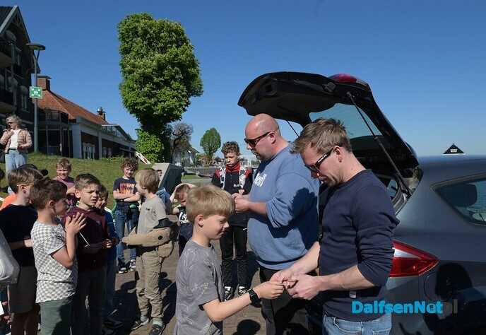 Vlaggenstok viswedstrijd een groot succes - Foto: Johan Bokma