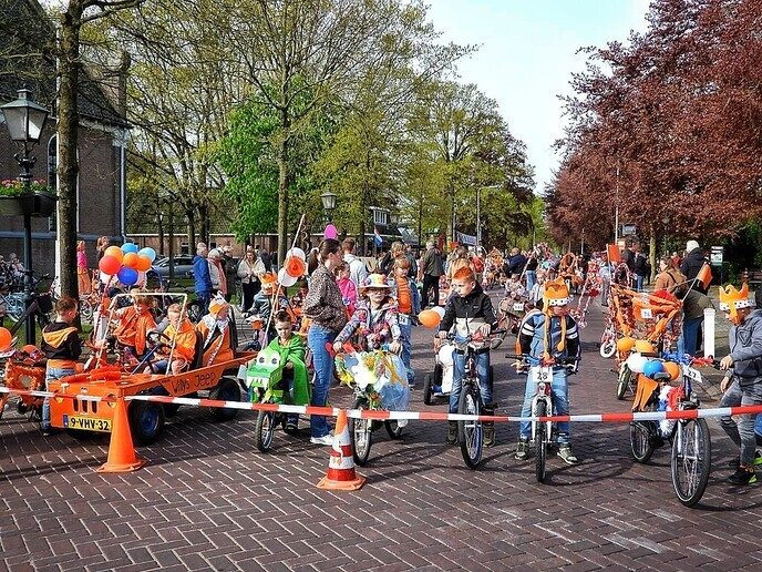 Koningsdag in Nieuwleusen - Foto: Femmie Smink