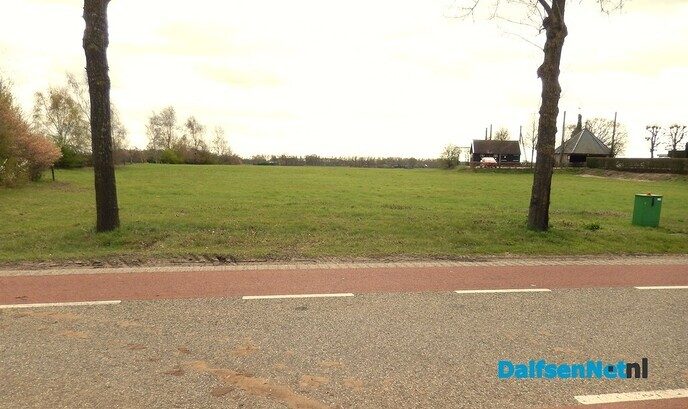 Laatste vracht takken gebracht voor Paasbult Hoonhorst - Foto: Willy