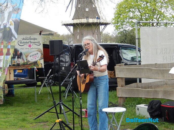 Wat een extra gezellige boerenmarkt dit keer - Foto: Willy