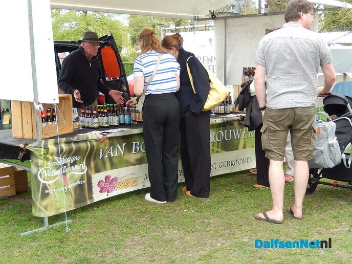 Wat een extra gezellige boerenmarkt dit keer - Foto: Willy