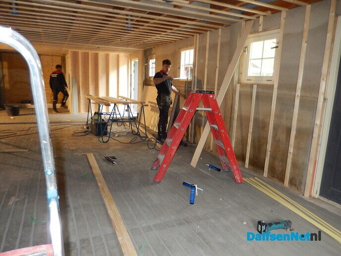 Volop actie in en rond de Lindenhoeve - Foto: Willy