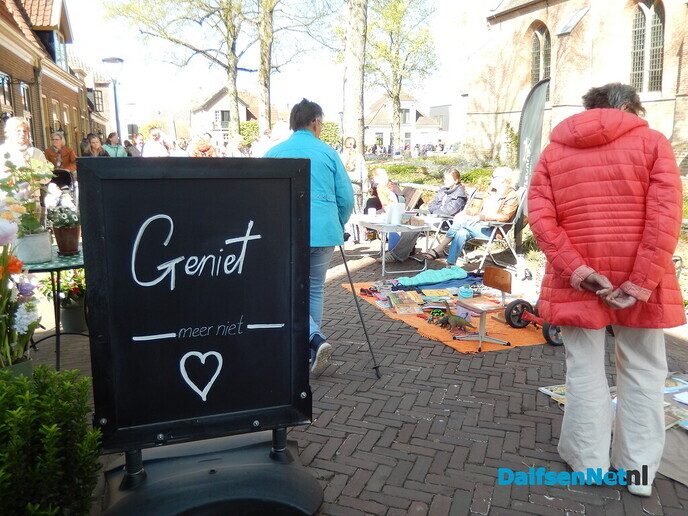 Hema Kleedjesmarkt supergezellig - Foto: Willy