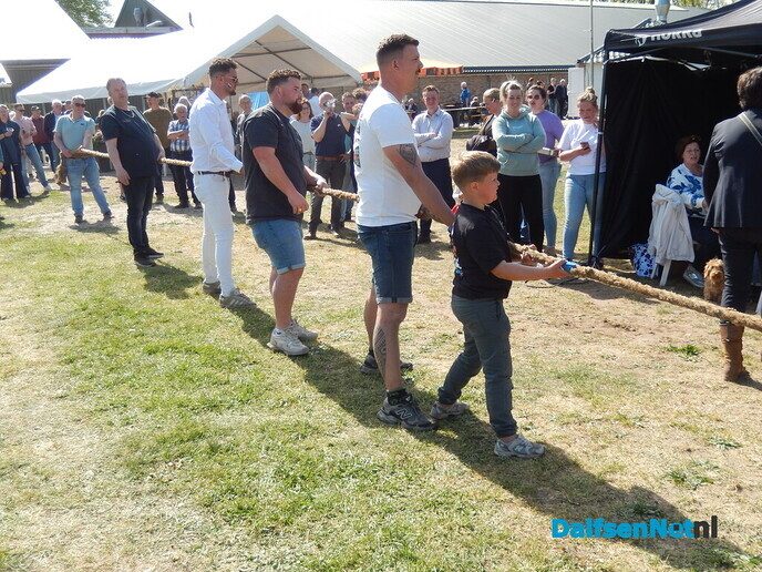Fantastisch tuigpaardenspektakel bij manege De Hooge Weg - Foto: Willy