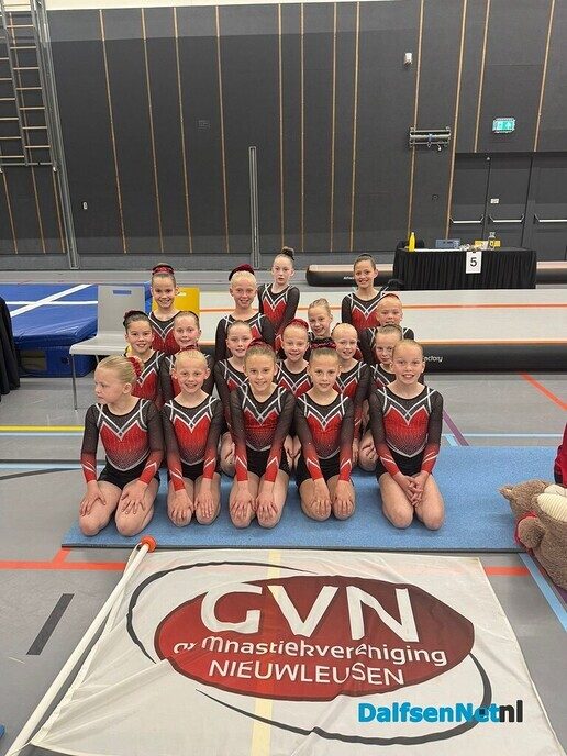 Jeugdturnsters springen uitstekend - Foto: Ingezonden foto
