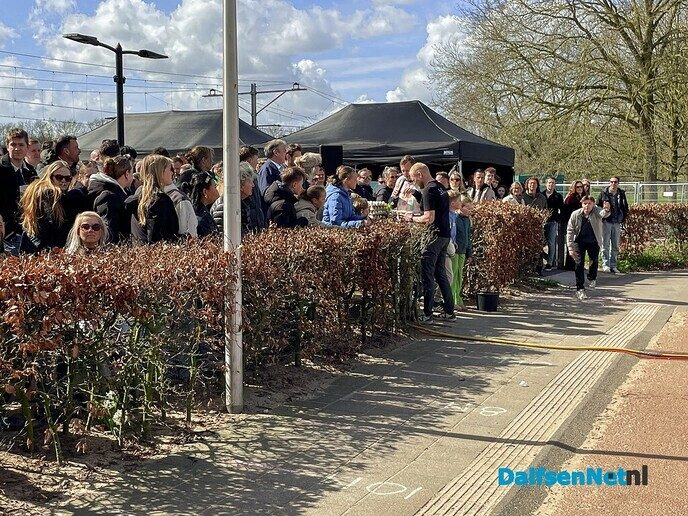 Eieren eten of zoeken?? Nee hoor, eieren gooien! - Foto: Ruud Montagne