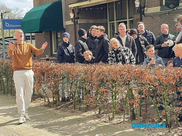 Eieren eten of zoeken?? Nee hoor, eieren gooien! - Foto: Ruud Montagne
