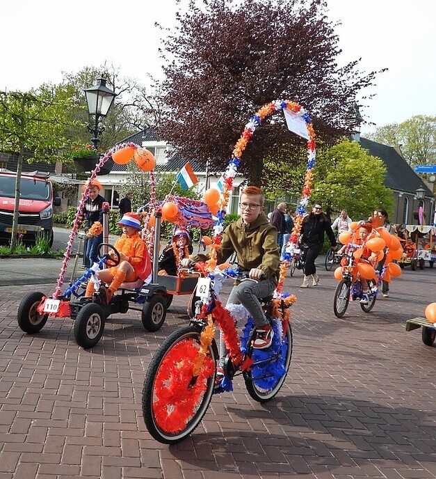 Koningsdag in Nieuwleusen - Foto: Femmie Smink