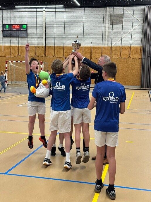 Schoolhandbaltoernooi groot succes - Foto: Ingezonden foto