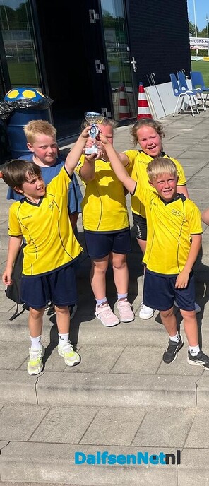 Tweemaster wint schoolkorfbaltoernooi - Foto: Ingezonden foto
