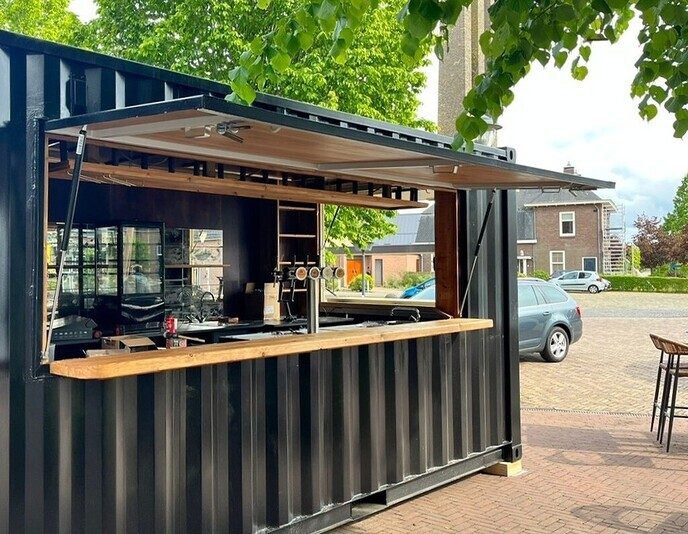 Nieuw bij Kappers een buitenbar: “Laat de zon maar komen!” - Foto: Ingezonden foto