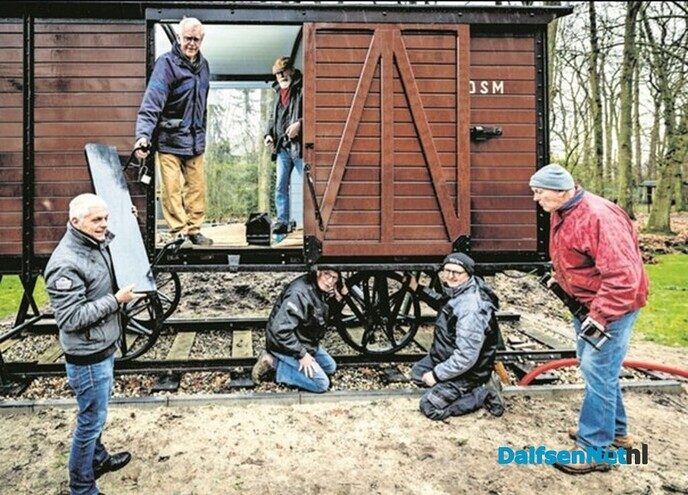 Tegel gelicht over het DNA van Dalfsen - Foto: Ingezonden foto