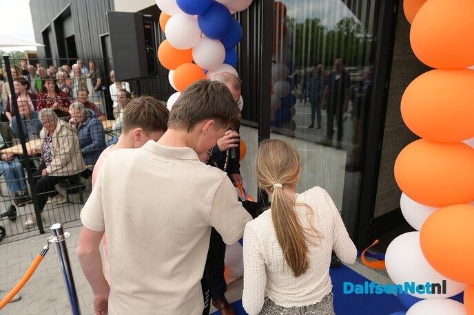 Ramaker Bouw en Hakkert Deuren en Kasten officieel geopend - Foto: Johan Bokma
