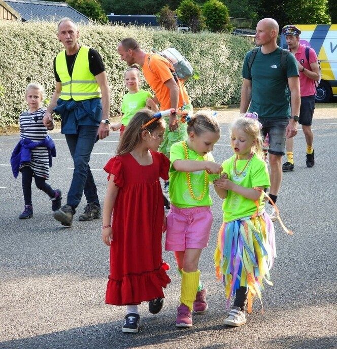 Prachtige slotavond avondwandel 4 daagse Nieuwleusen - Foto: Femmie Smink