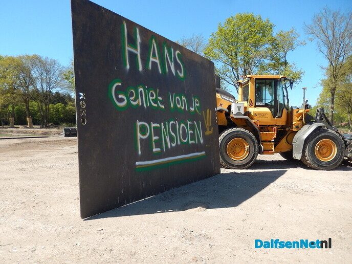 Fiets je morgen nog langs de uitbreiding? Hans Bloo stopt morgen - Foto: Willy