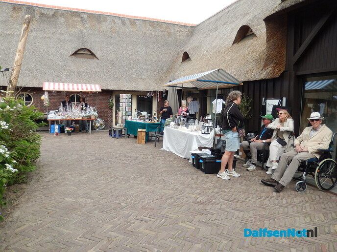 Op bezoek bij De Oude Mars, daar was een Lentefair - Foto: Willy