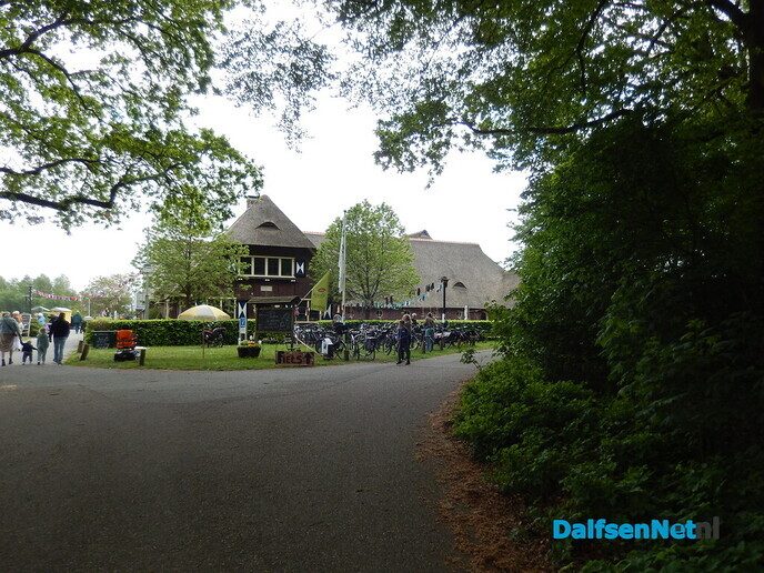 Op bezoek bij De Oude Mars, daar was een Lentefair - Foto: Willy