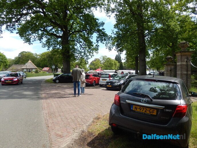 Stralende momenten op de boerenmarkt tijdens een zonnige ochtend - Foto: Willy
