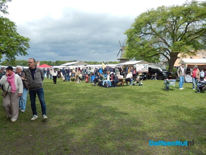 Stralende momenten op de boerenmarkt tijdens een zonnige ochtend - Foto: Willy