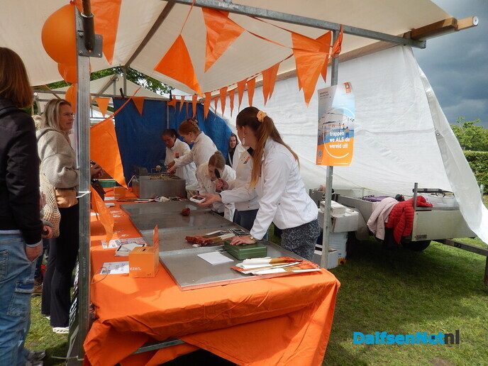 Stralende momenten op de boerenmarkt tijdens een zonnige ochtend - Foto: Willy
