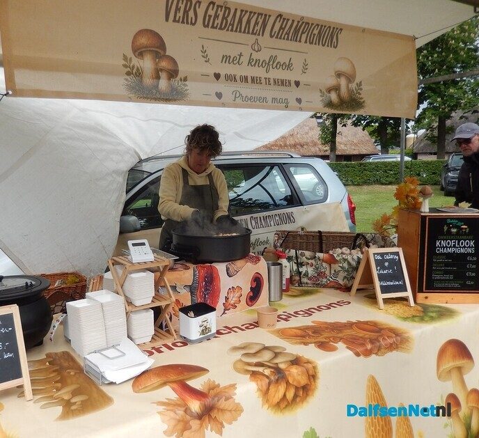 Stralende momenten op de boerenmarkt tijdens een zonnige ochtend - Foto: Willy