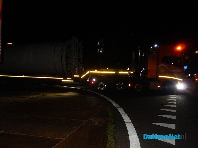 Wieken windturbine Nieuwleusen in aantocht - Foto: Willy