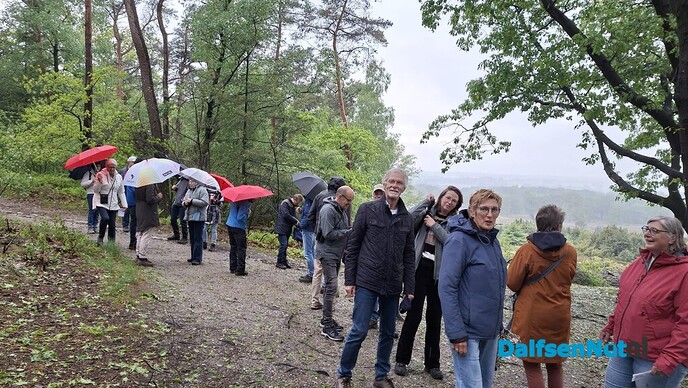 Natte dauwtrapwandeling op de Lemelerberg - Foto: Ingezonden foto