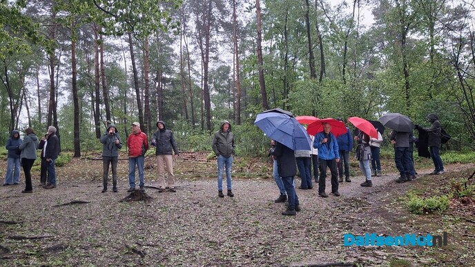 Natte dauwtrapwandeling op de Lemelerberg - Foto: Ingezonden foto