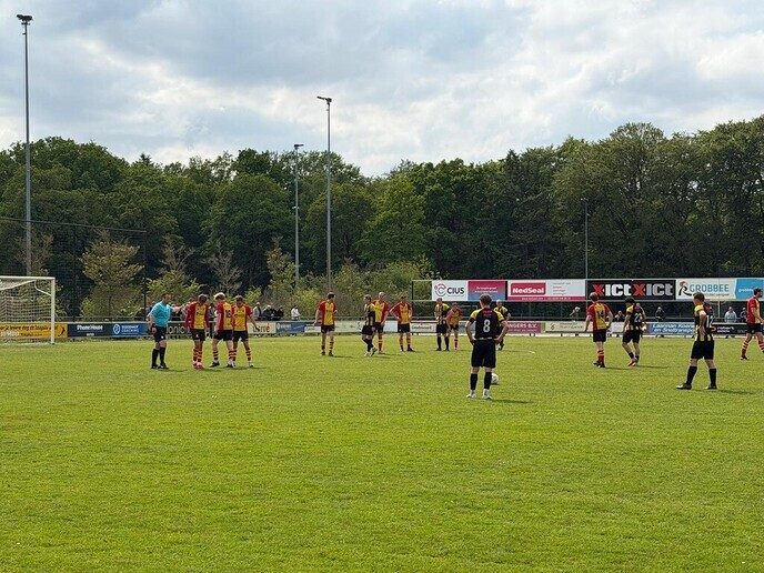 SV Dalfsen verliest laatste thuiscompetitiewedstrijd - Foto: Ingezonden foto