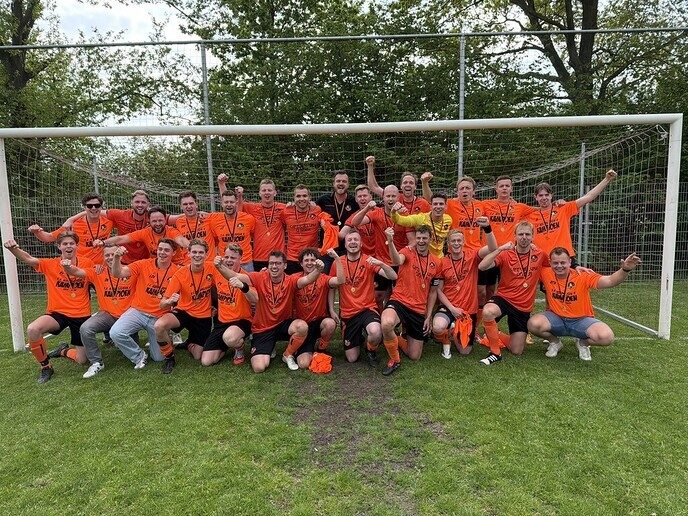 S.V. Nieuwleusen 4 kampioen - Foto: Ingezonden foto
